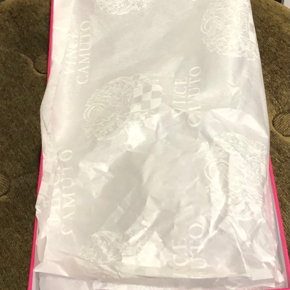 Vince Camuto Edwinny Sandals - Picture 8 of 10